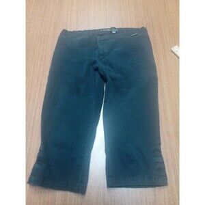 Women's DKNY Capri Jeans Size 12 Black